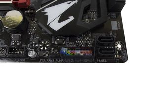 GIGABYTE Z370 AORUS Gaming 3 17